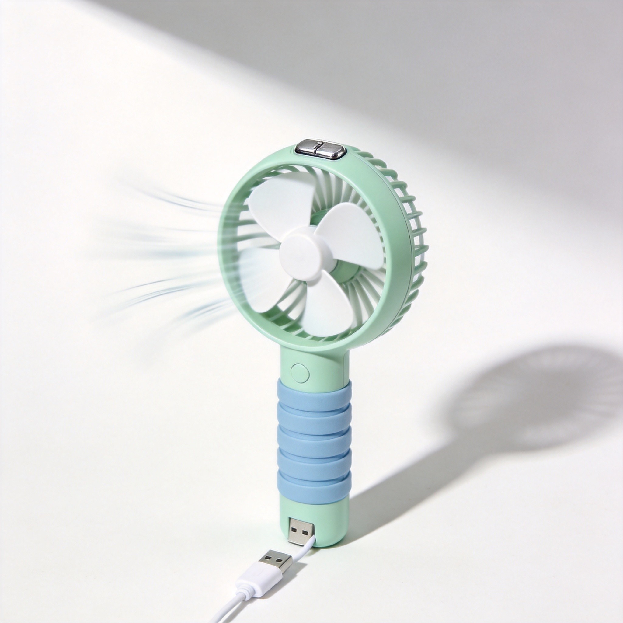 初夏热成狗？这5件神器让你凉快一整天