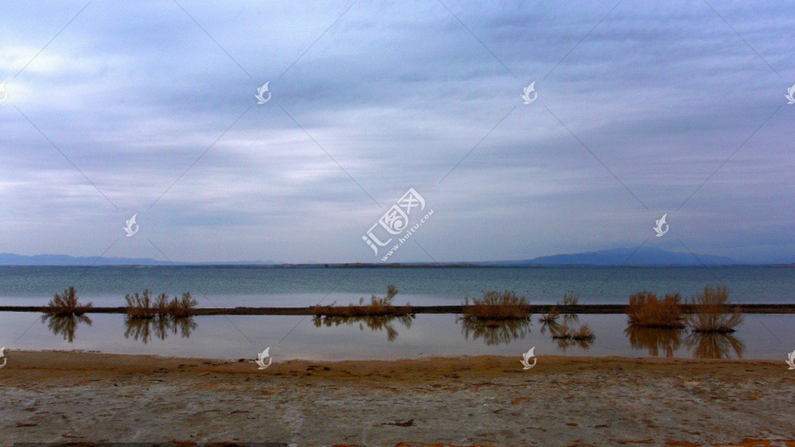 托素湖雅丹地貌
