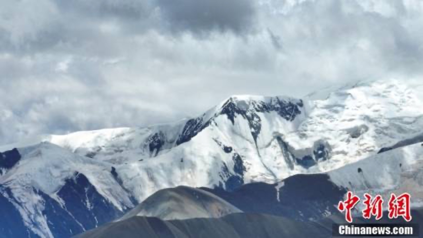 阿尼玛卿雪山自驾路况
